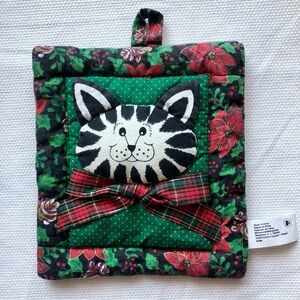 Vintage Cat face Quilted Pot Holder Christmas pinecones holly poinsettia hot pad